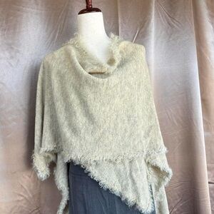 Max studio wool one size wrap